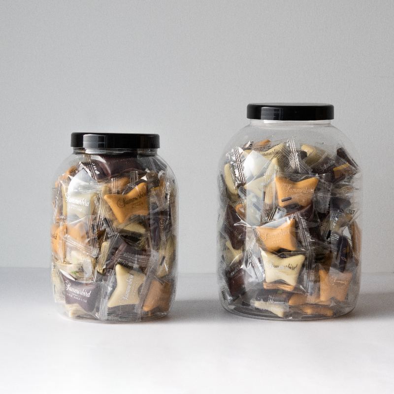 Mix af sommerfugle fra summerbird i bøtter til virksomhed, arrangement og fester.