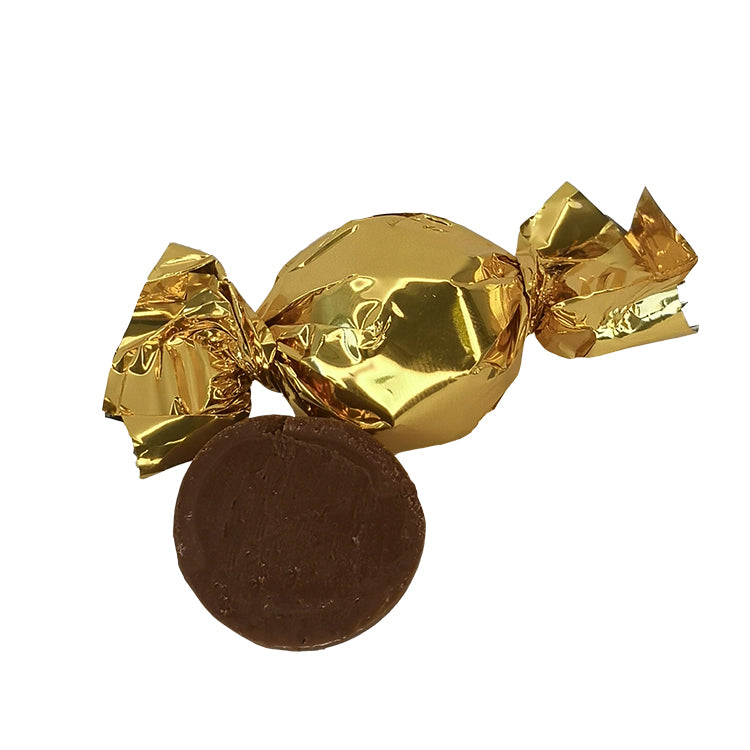 Chokoladekugler med karamelcreme. Guld chokoladekugler