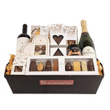 Stor gavekurv med rødvin, Cava, Summerbird chokolade m.m.