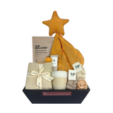 Håndlavet keramikkrus med hjerte, Lille Kanin babycreme og Coffee & Caramel skumfiduser – sød forkælelse til baby og forældre.